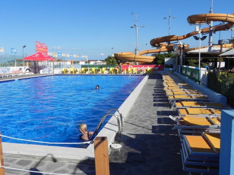Hotel Admiral Cesenatico Exterior photo